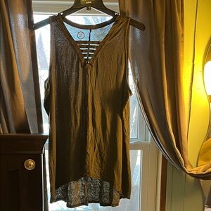 Elegant Green Sleeveless Tank Top